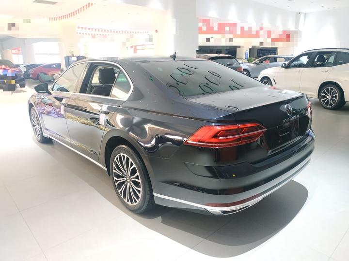2021 380TSI Luxury photo 4