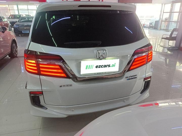 Elysion 2019 2.0L Hybrid Luxury photo 3