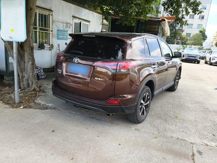 RAV4 2016 2.0L CVT RWD China V photo 4