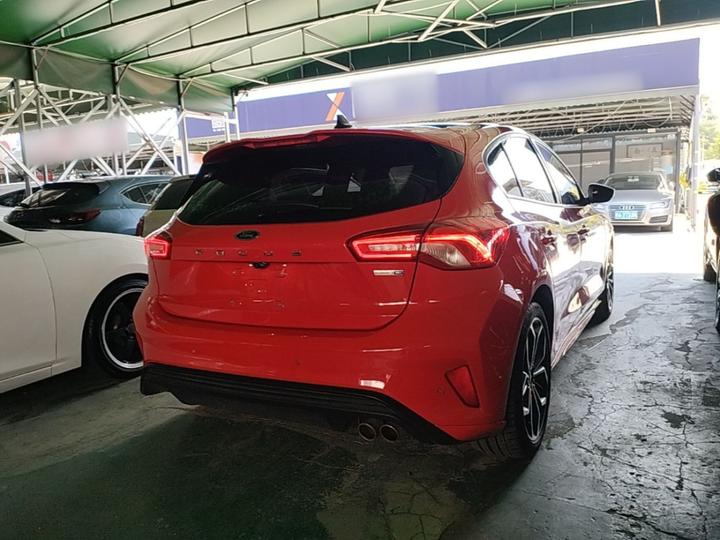 Focus 2020 Hatchback EcoBoost 180 AT ST Line photo 6