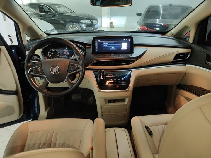 GL8 2023 Facelift Luxury photo 5