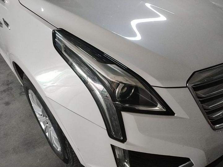 XT5 2018 28E AWD Tech photo 8