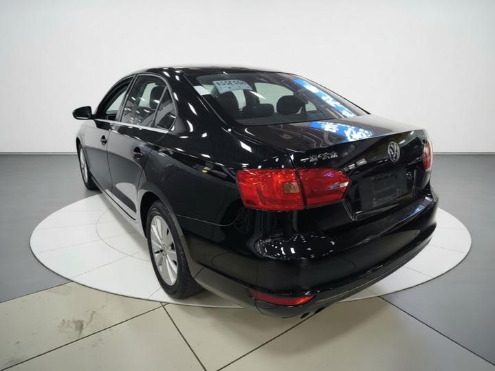 Sagitar 2014 Facelift 1.4TSI AT Luxury photo 4