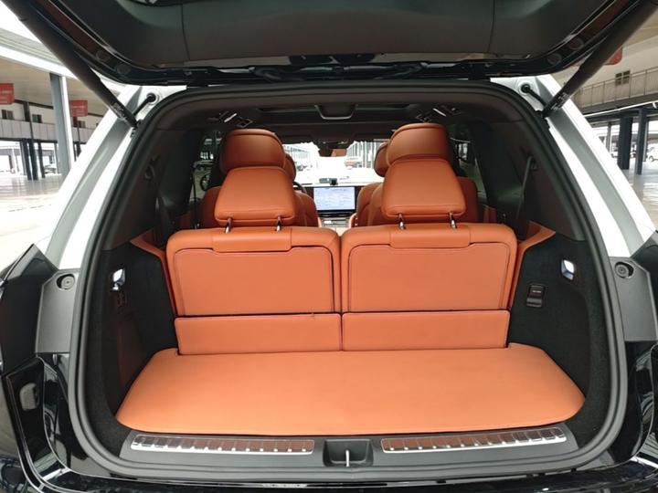 HIMA AITO M9 2024 EREV Ultra 52kWh 6-Seater photo 8