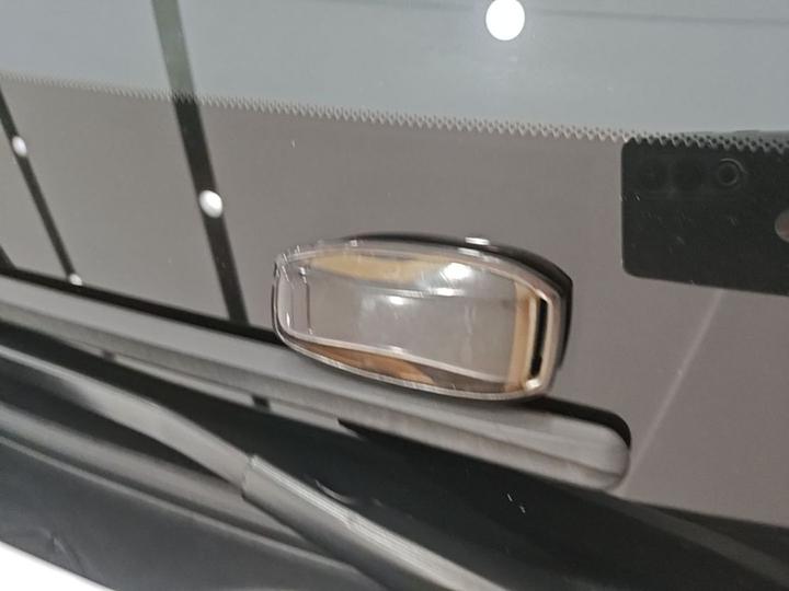 Han 2021 EV Standard Range Luxury photo 8