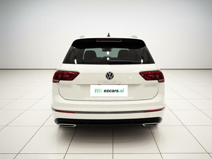Tiguan L EV 2021 430PHEV PHEV Premium photo 5