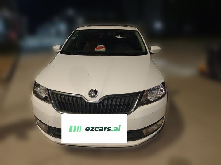 Rapid 2015 1.6L MT photo 2