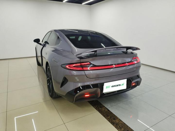 Xiaomi SU7 2024 AWD Extended Range High-end ADAS Max photo 4