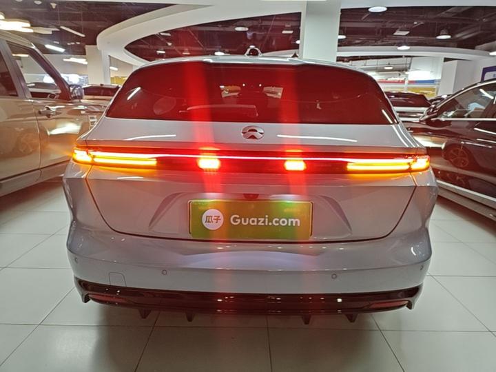 ET5T 2025 75kWh Touring photo 3