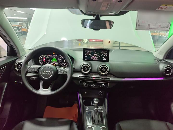 Q2L e-tron 2019 Q2L e-tron EV photo 5