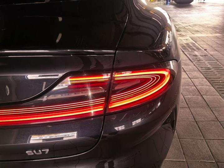 Xiaomi SU7 2024 AWD Extended Range High-end ADAS Max photo 7