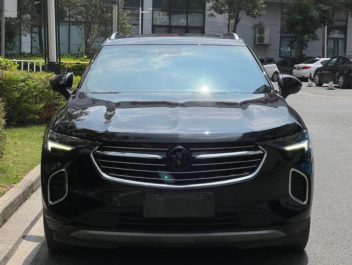 2020 Envision S 652T AWD Luxury photo 2