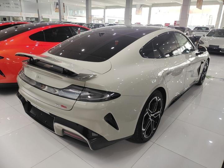 Xiaomi SU7 2024 AWD Extended Range High-end ADAS Max photo 4
