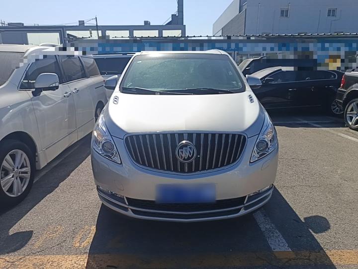 GL8 2014 3.0L XT Luxury Business Flagship photo 2