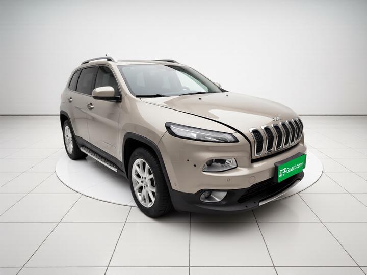 Cherokee 2016 2.0L photo 3