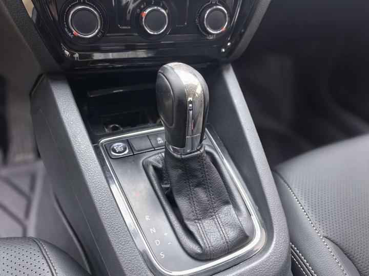 Sagitar 2018 280TSI DSG Comfort photo 5