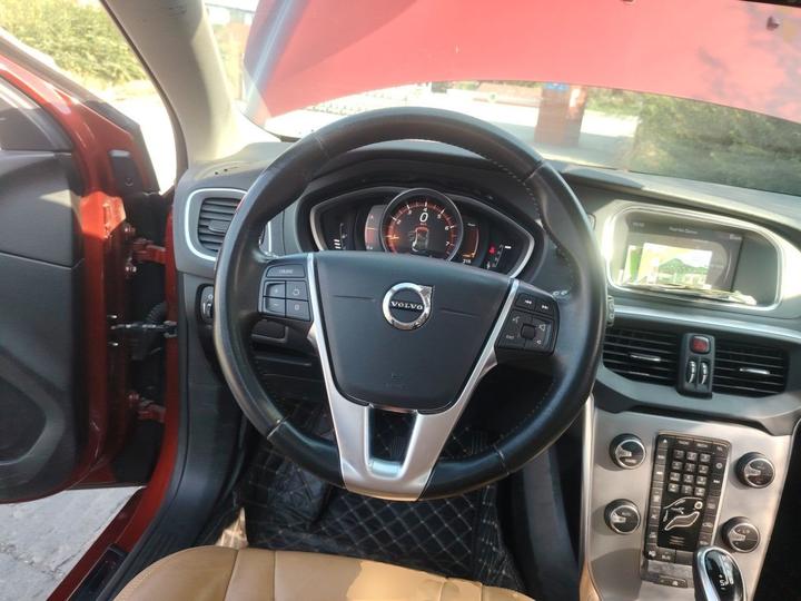 V40 2018 T3 photo 8