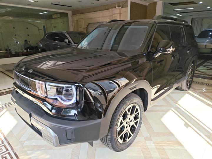 BJ30 2026 Wagon 1.5T Hybrid Standard