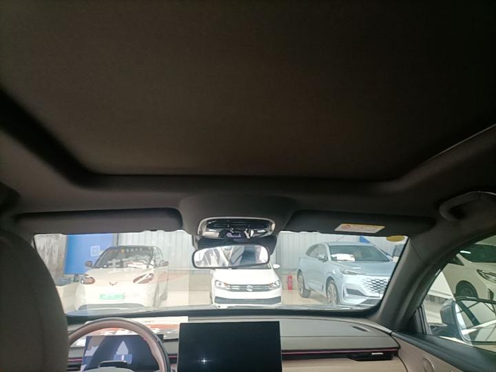 Tiggo 8 PLUS 2025 290TGDI DCT Premium photo 8