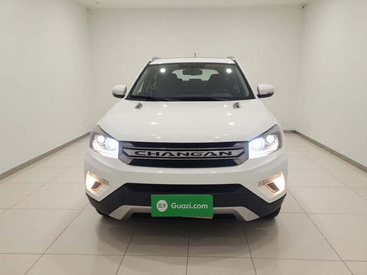CS75 2017 1.8T AT AWD Luxury photo 2