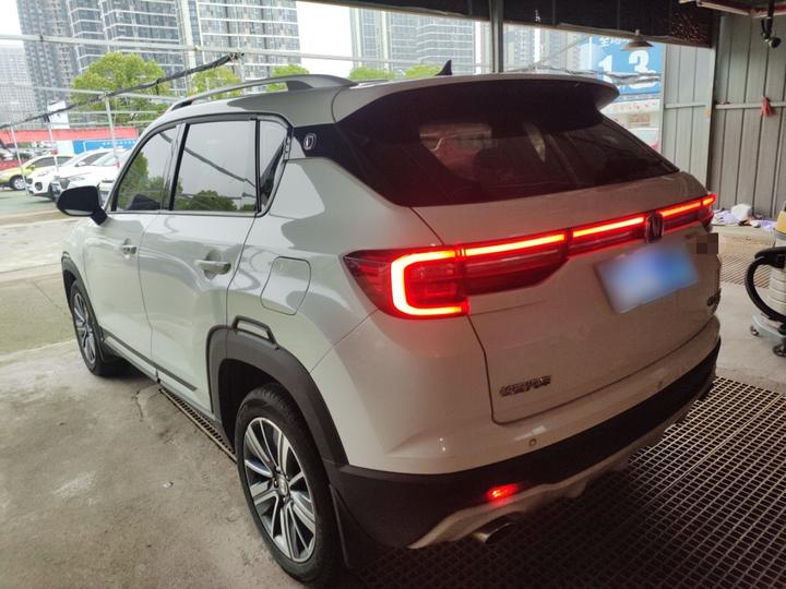 CS35PLUS 2020 1.4T DCT photo 4