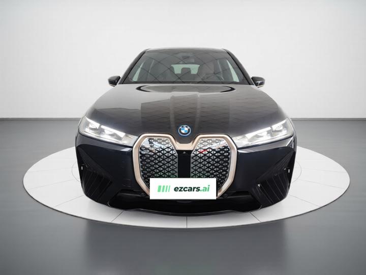 iX 2023 xDrive40 photo 2