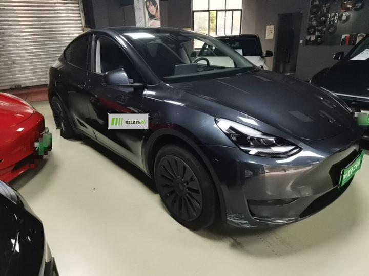 Model Y 2024 RWD photo 3