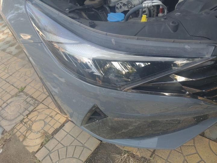 Elantra 2022 1.5L CVT LUX Premium photo 7