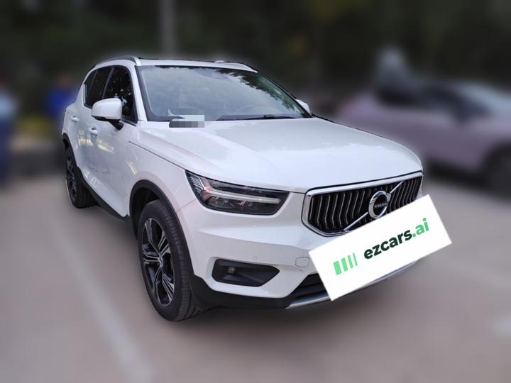 XC40 2021 T4 AWD Luxury photo 3