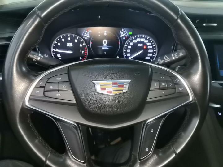 XT5 2018 25T Luxury photo 2