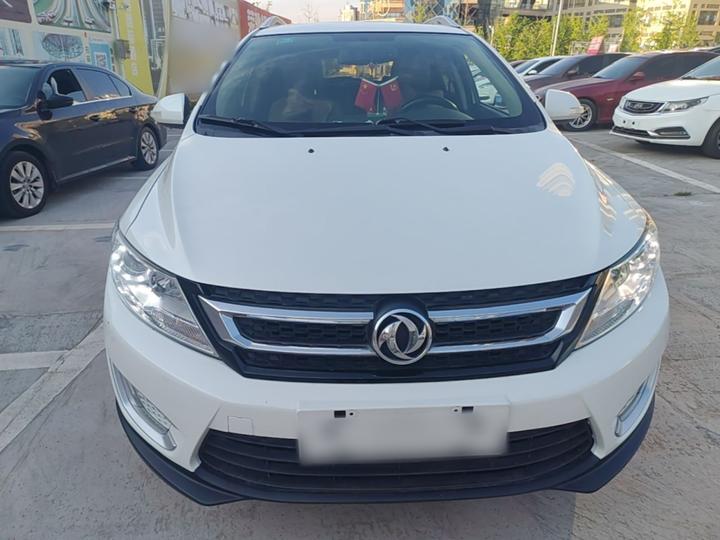 AX3 2016 1.5L MT photo 2