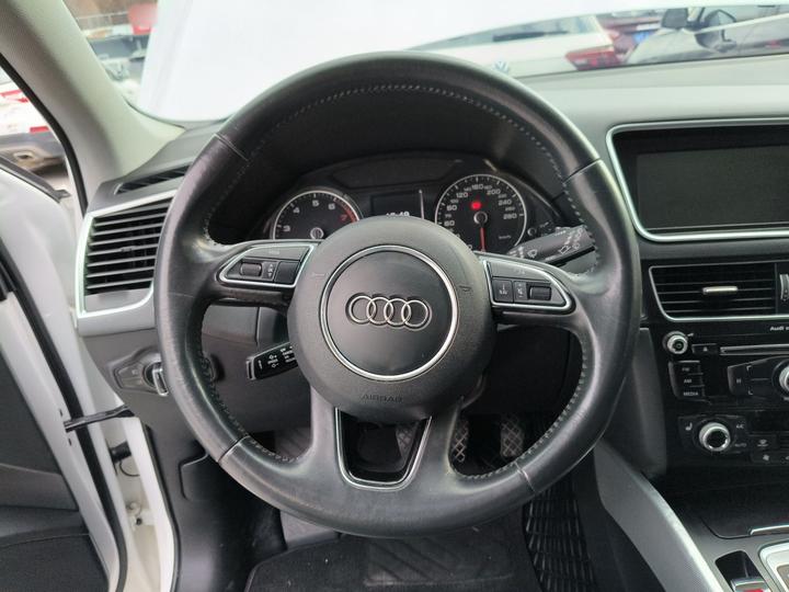 Q5 2017 Plus 40 TFSI Tech photo 2
