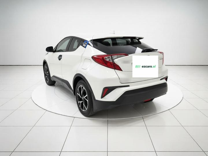 C-HR 2020 2.0L Leading photo 4