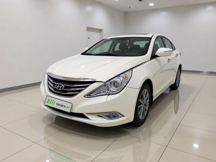 Sonata 2015 Classic 2.0L AT Luxury