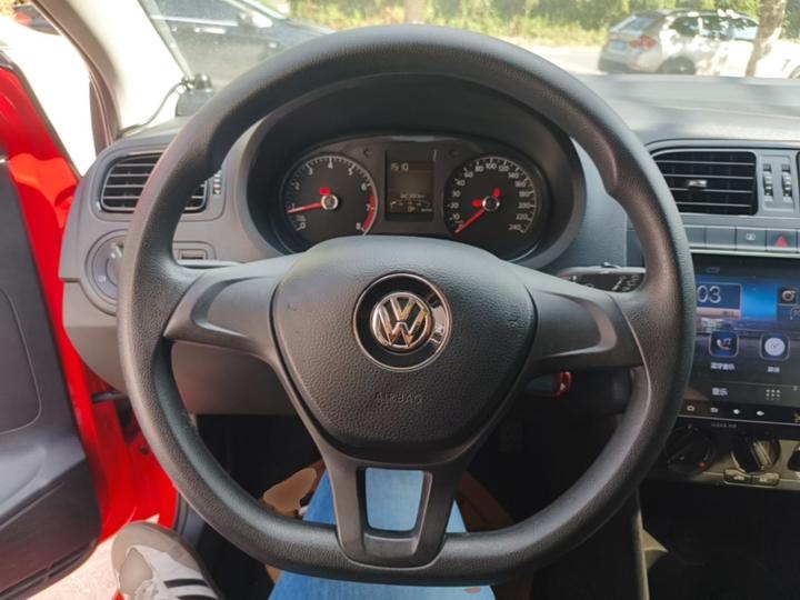 Polo 2016 1.4L MT photo 6