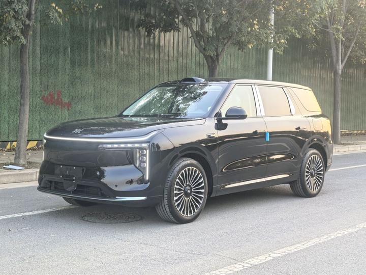 IM Motors LS8 2026 52 Max+ 6-Seater