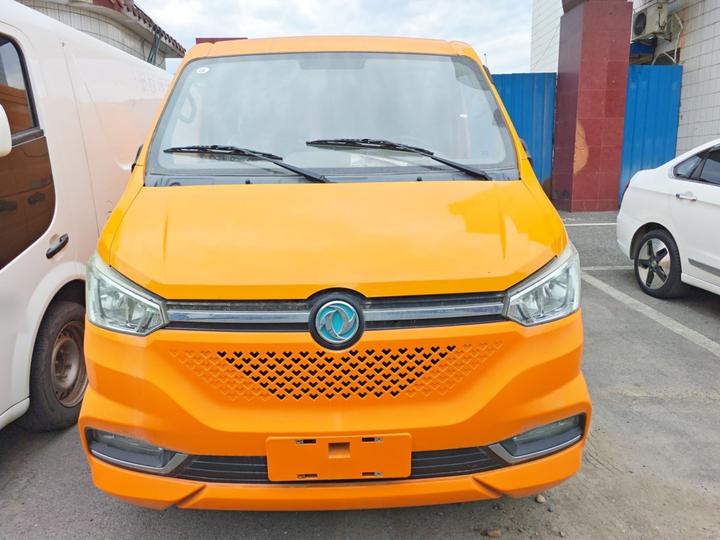 Yufeng EM26 2023 High Trim 41.86kWh photo 2