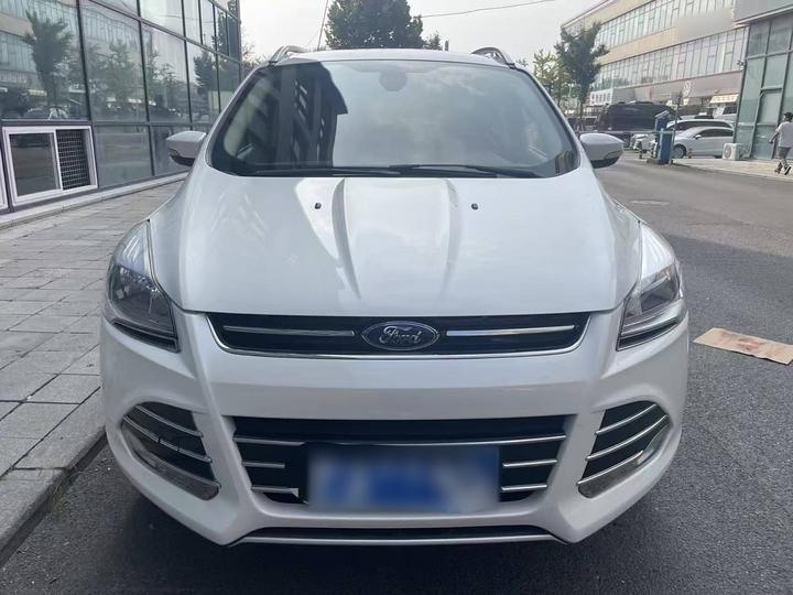 Kuga 2013 1.6L GTDi AWD Elite photo 2