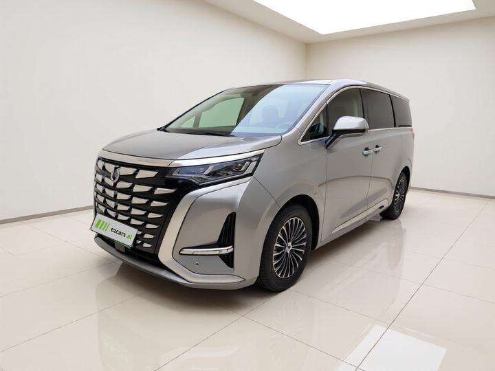 D9 2022 DM-i 970 AWD Noble