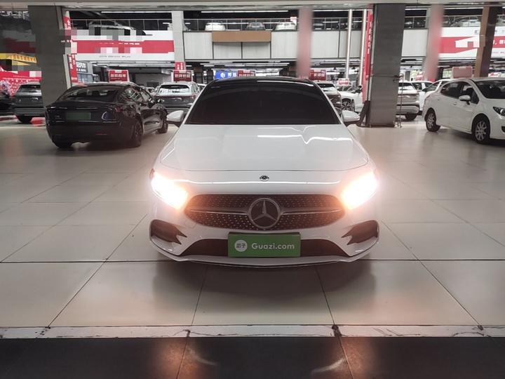A-Class 2019 A 200 L Sport photo 2