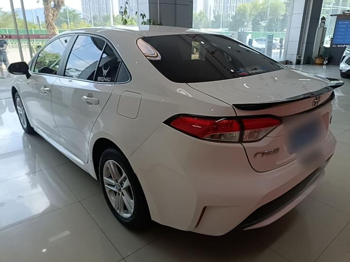 Levin 2022 185T CVT Luxury photo 4