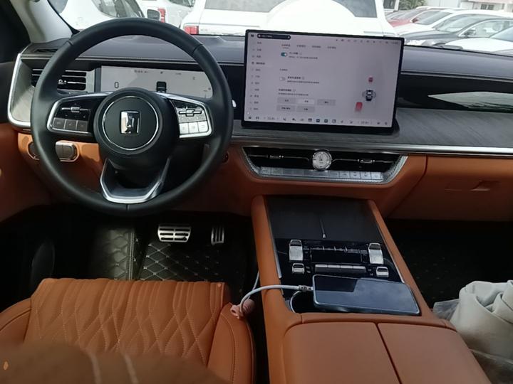 500 EV 2026 Hi4-Z Smart photo 5