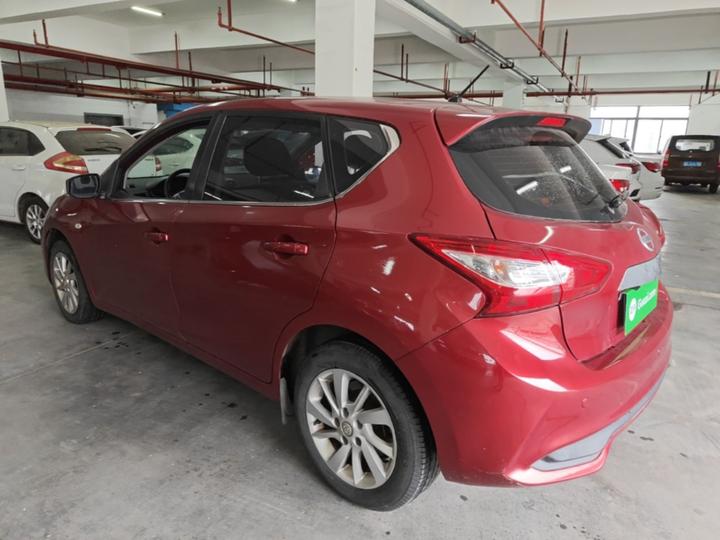 Tiida 2016 1.6L CVT photo 4