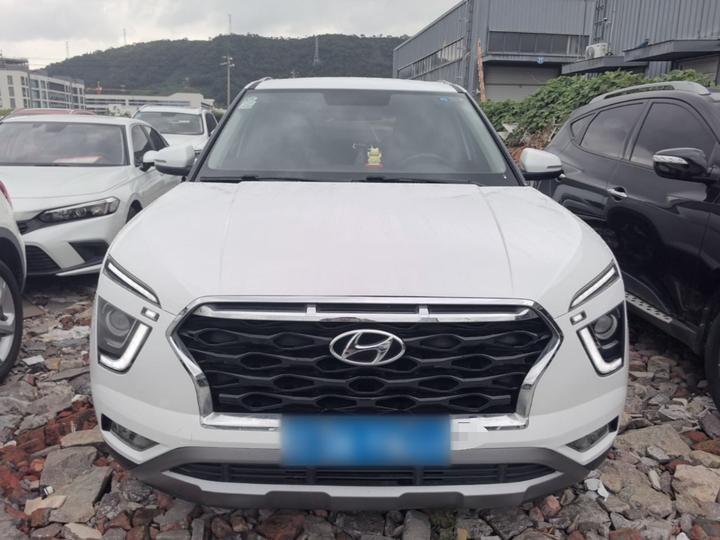 ix25 2020 1.5L CVT GLS Smart photo 2