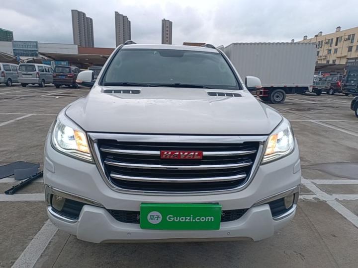 H9 2015 2.0T AWD Luxury 5-Seater photo 2