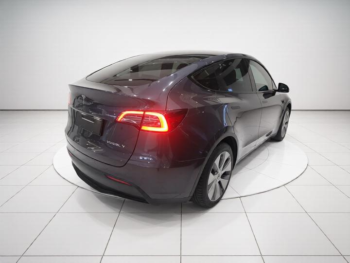 Model Y 2022 Facelift RWD photo 4