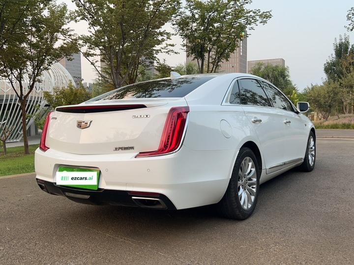 XTS 2018 28T Tech photo 4
