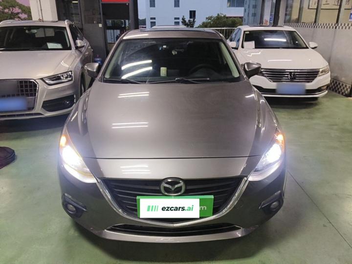 3 Axela 2016 Sedan 1.5L AT Luxury photo 2