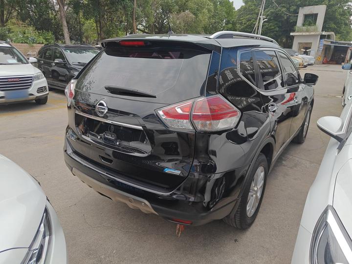 X-Trail 2015 2.0L CVT Comfort MAX 2WD photo 4