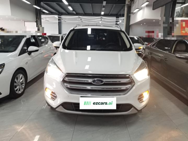 Kuga 2018 EcoBoost 180 RWD photo 2